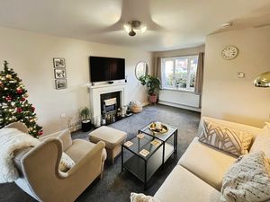 Lounge- click for photo gallery